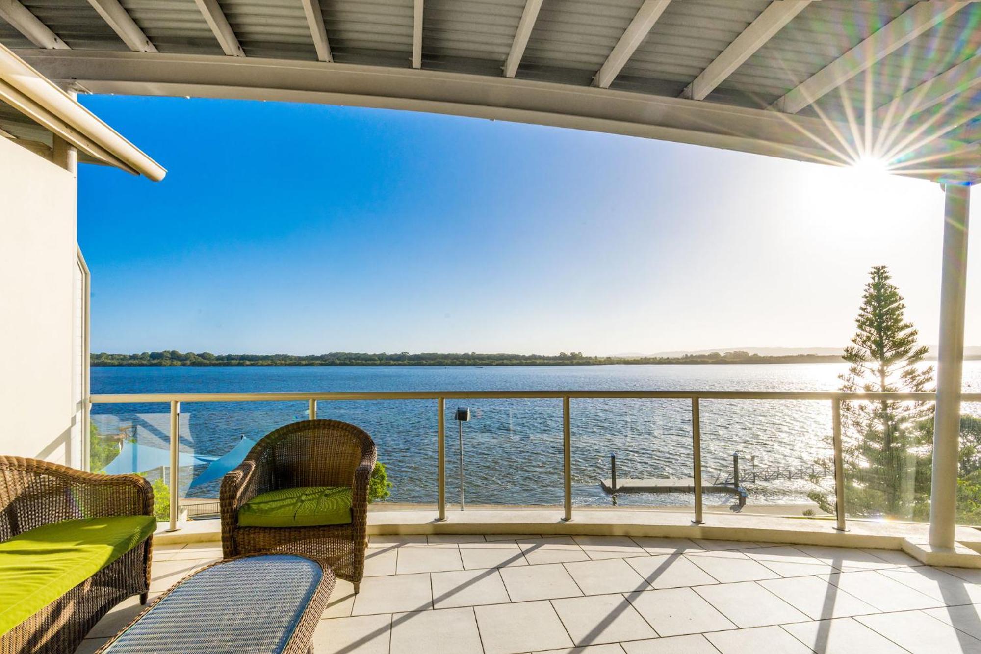 Riverside Holiday Apartments Балина Екстериор снимка