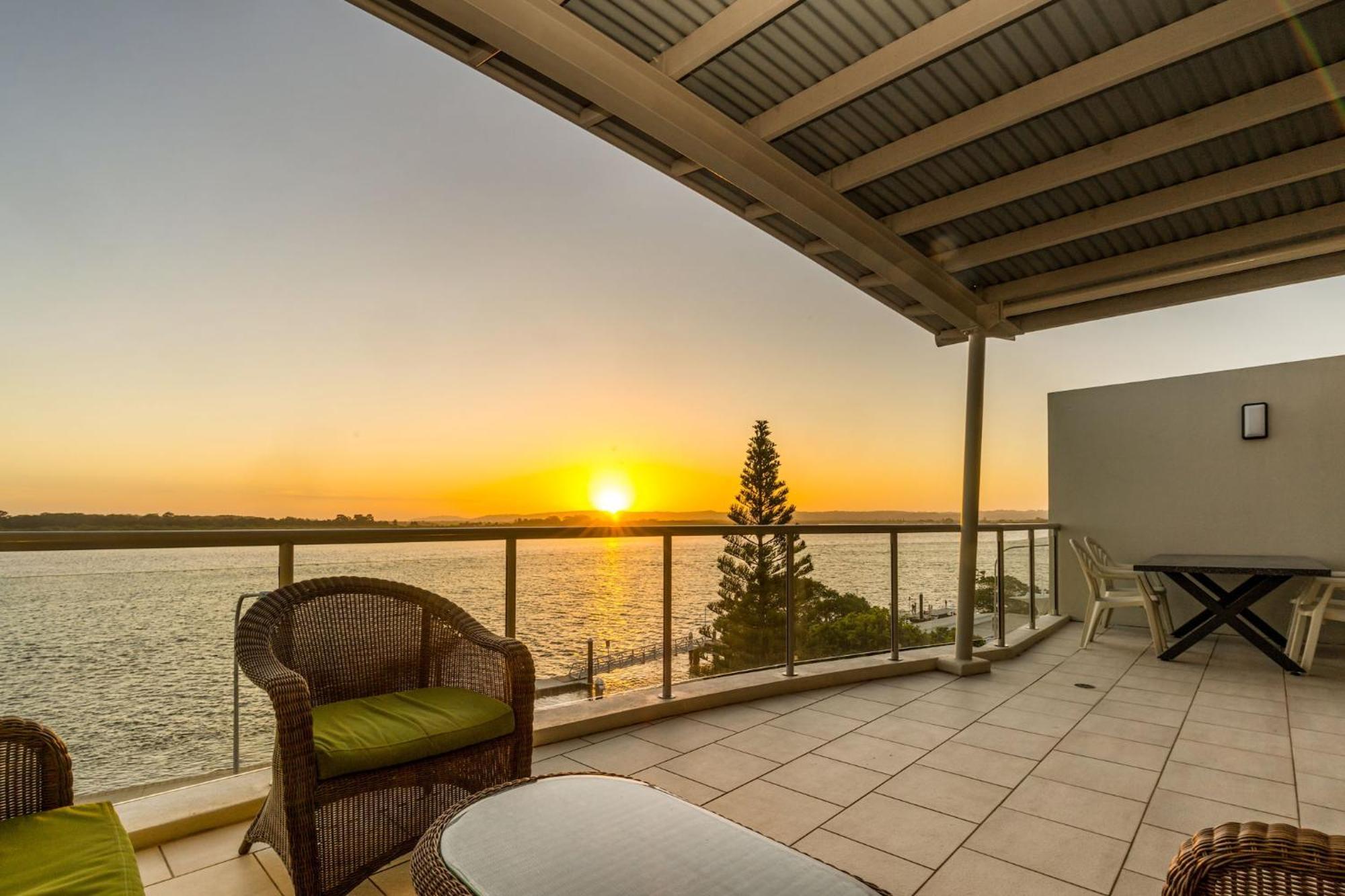 Riverside Holiday Apartments Балина Екстериор снимка